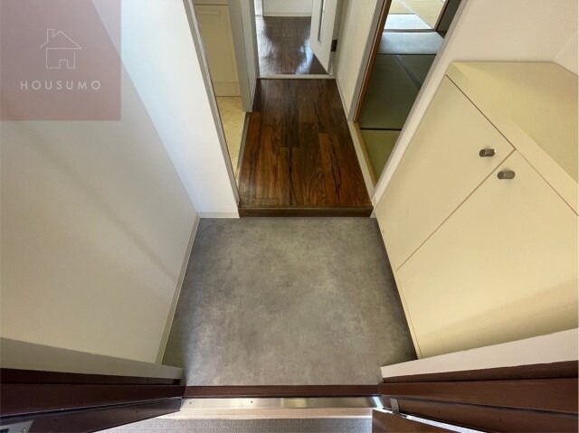 物件内観写真16　(広々とした洋室です)