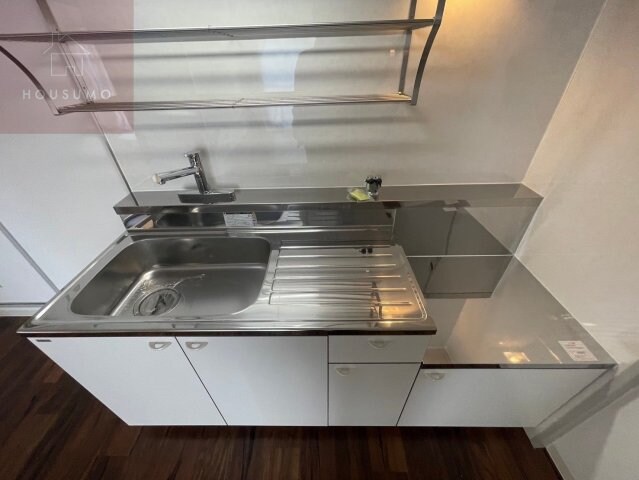 物件内観写真19　(和室がひろがる居住スペース)