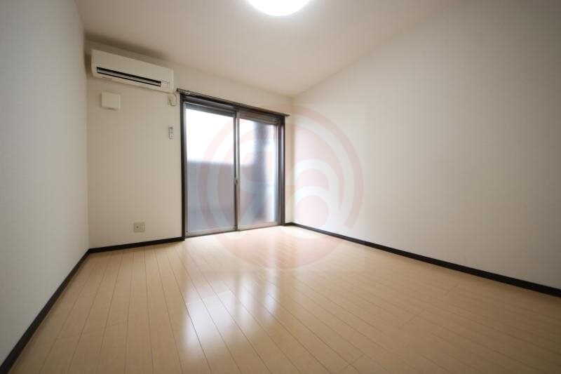 物件内観写真13　(コンパクトで使いやすい洋室です)