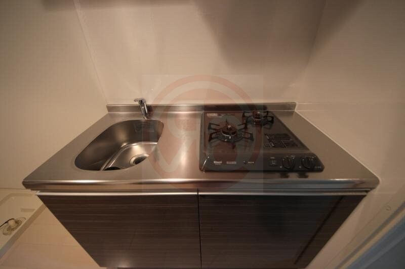 物件内観写真5　(コンパクトなキッチンで掃除もラクラク)