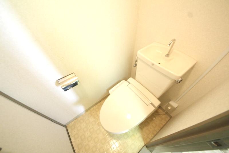 物件内観写真8　(トイレもきれいです)