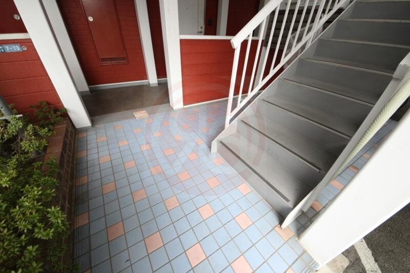 物件外観写真3　(ゆとりのあるロビーです)