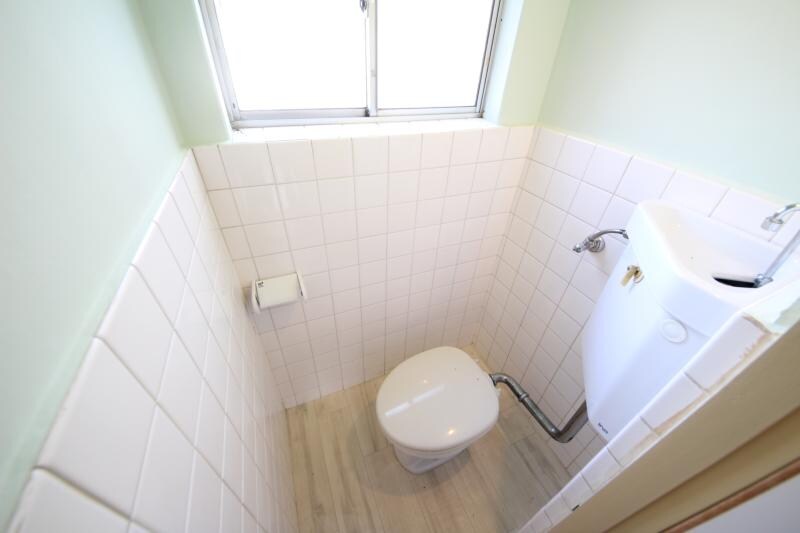 物件内観写真8　(トイレも気になるポイント)