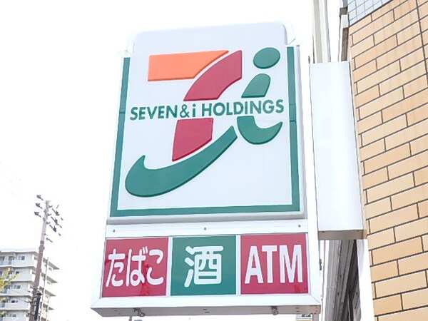 周辺環境(セブン-イレブン東大阪中小阪５丁目店 736m)