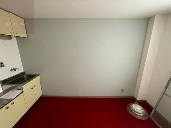 寝室(落ち着いて過ごせるお部屋なので、寝室にいかがでしょうか)
