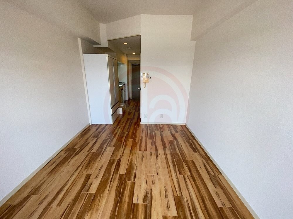 物件内観写真13　(バルコニーがあります)