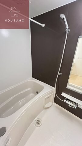 物件内観写真6　(コンパクトで使いやすいお風呂です)