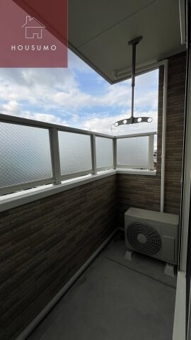 物件内観写真12　(広々としたバルコニーです)