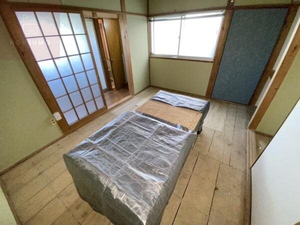 和室(和室があると落ち着いた雰囲気になりますね)