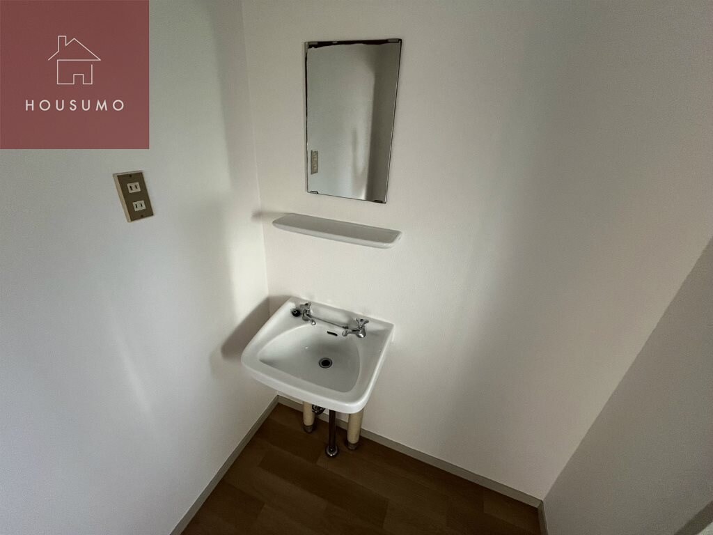 物件内観写真19　(スペースが確保できる洗面所です)