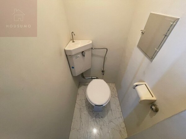 トイレ(清潔感のあるトイレです)