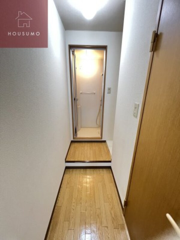 内装他