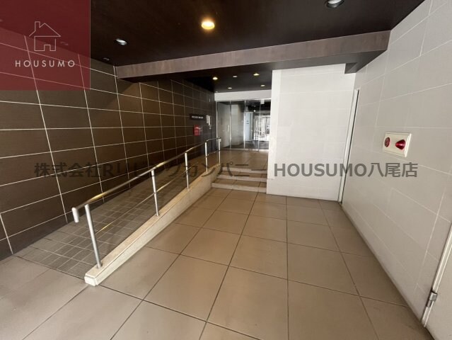 物件外観写真2　(ロビーです)