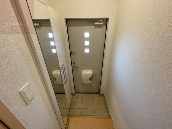 玄関(きれいな玄関です)