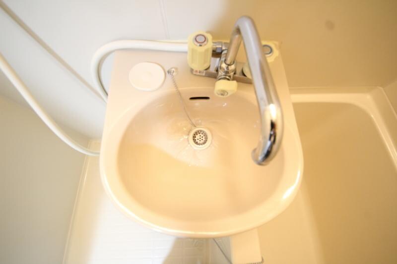 物件内観写真21　(コンパクトで使いやすい洗面所)