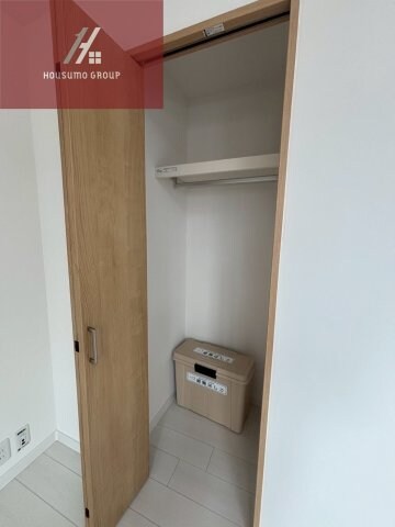 物件内観写真18　(小物を収納するのに便利です)