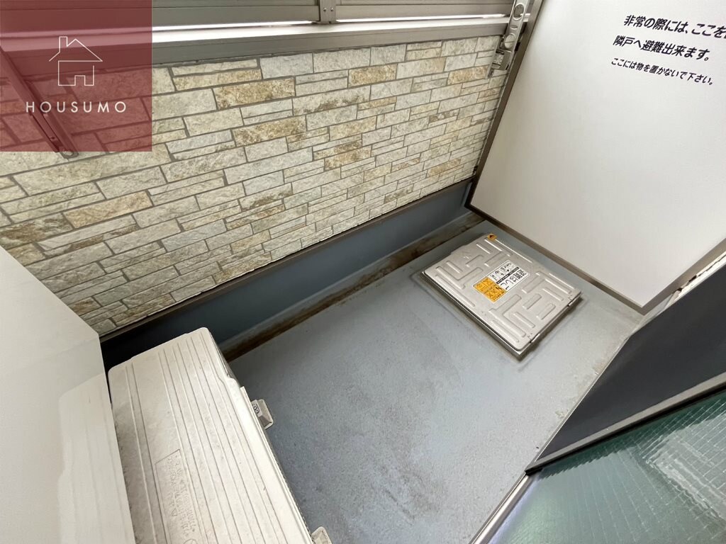 物件内観写真13　(バルコニーがあります)