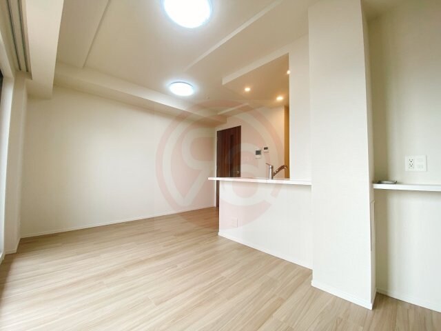 物件内観写真12　(ゆったりとしたリビングです)