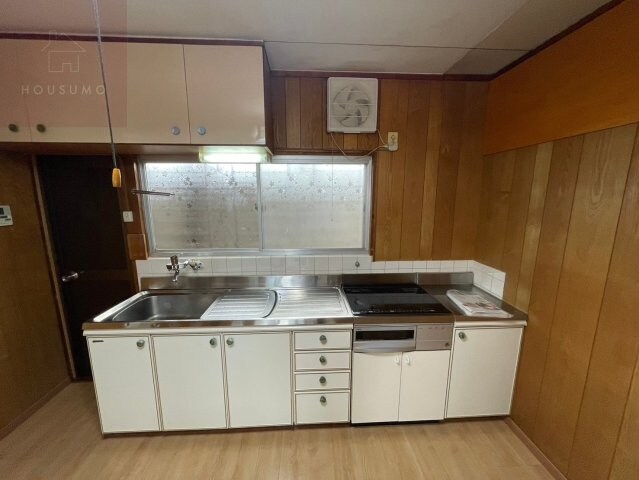 物件内観写真5　(キッチンでお料理をお楽しみください)