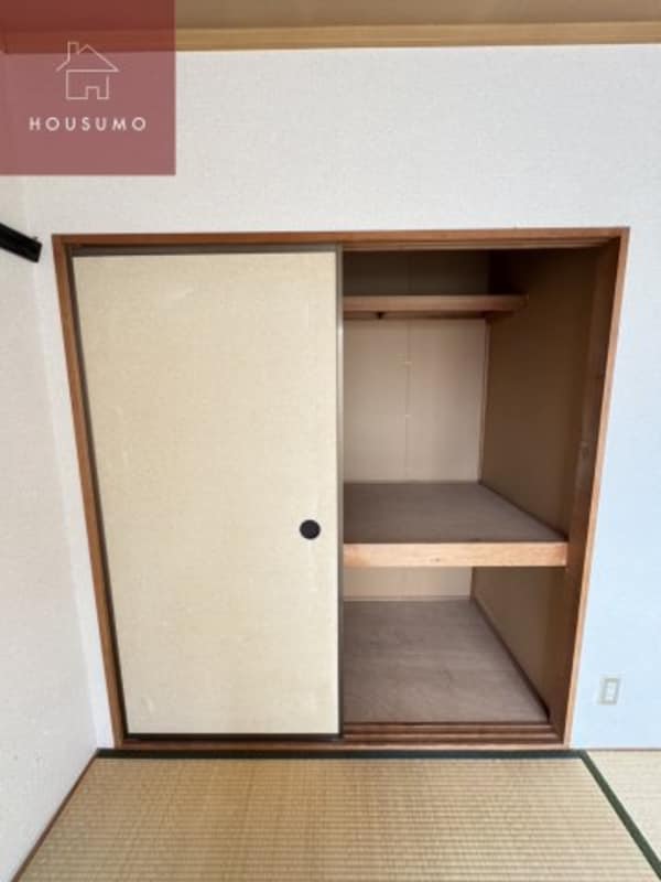 収納(便利な収納スペースです)