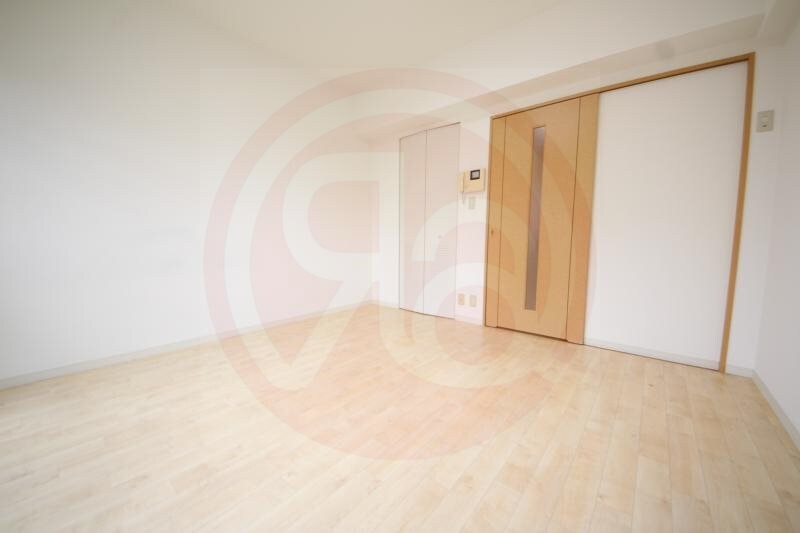 物件内観写真6　(ゆったりとしたリビングです)