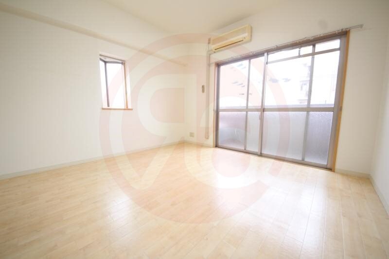 物件内観写真7　(おしゃれな居間です)