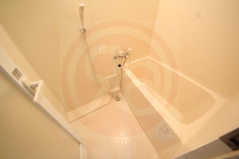 物件内観写真11　(日々の暮らしに欠かせないお風呂です)