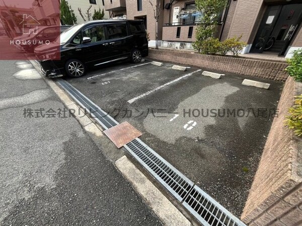 駐車場(駐車場完備です)
