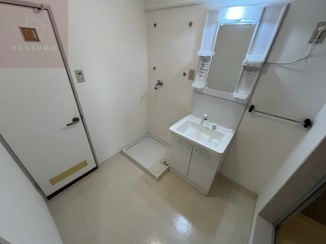 物件内観写真7　(お風呂です)