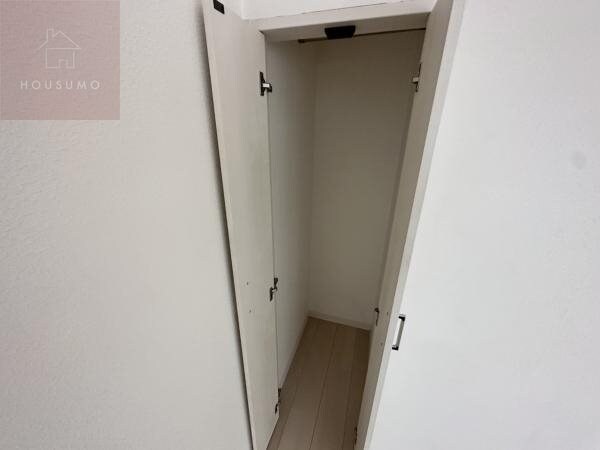 物件内観写真20　(ちょっとした収納スペースも充実しています)