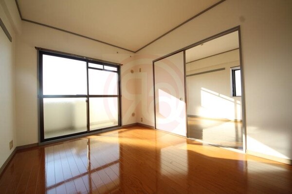 居室(使いやすい居間です)