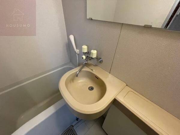 洗面・脱衣所(脱衣スペースもあります)
