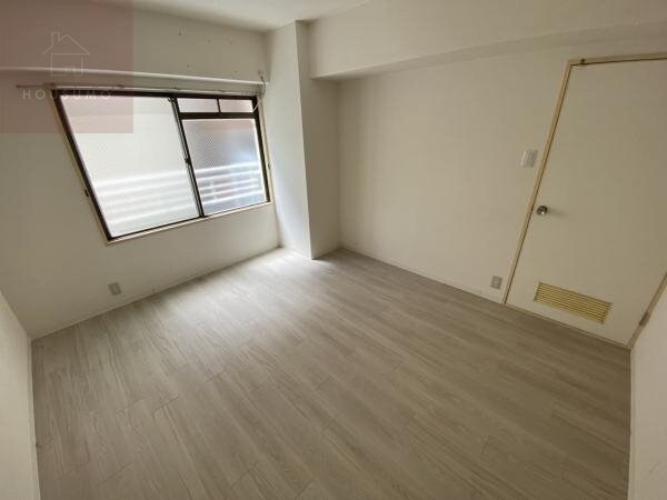 寝室(寝室です)