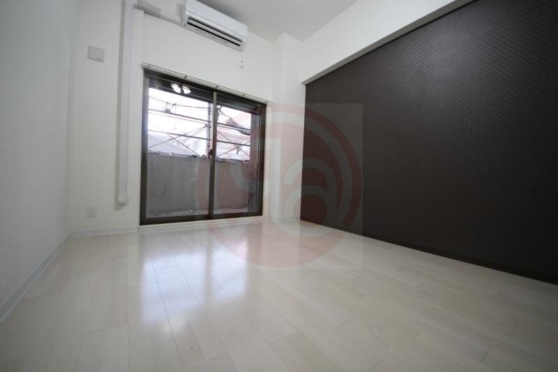 物件内観写真3　(リビングです)