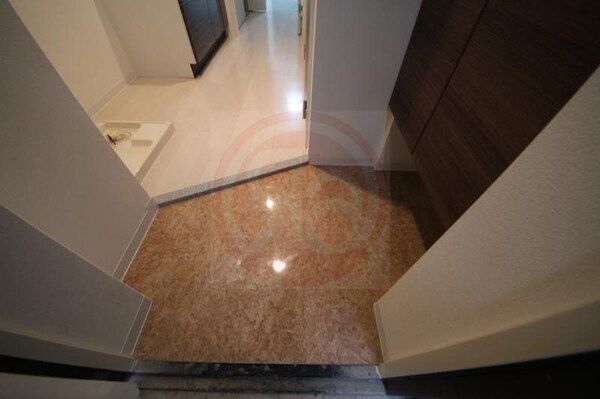 玄関(きれいな玄関です)