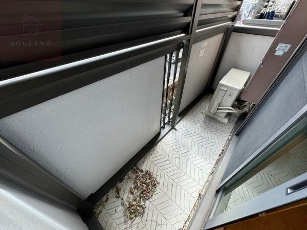 物件内観写真12　(落ち着いた時間を過ごせるバルコニーです)