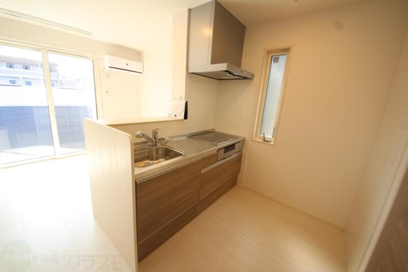 物件内観写真6　(お料理しやすいキッチンです)
