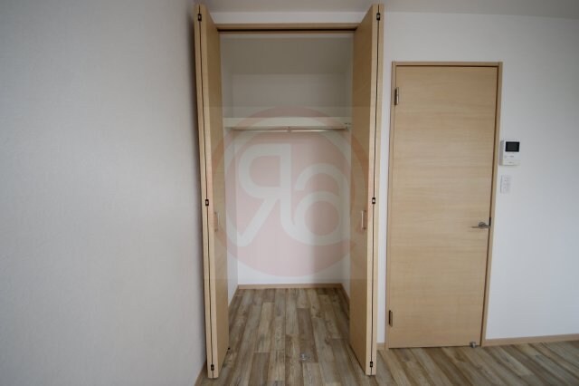 物件内観写真25　(便利な収納スペースです)