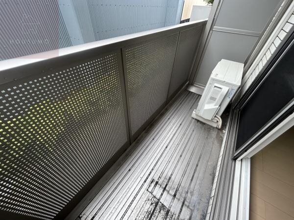 物件内観写真12　(バルコニー付きです)