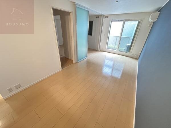 物件内観写真16　(居間です)