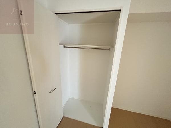 物件内観写真20　(たっぷりとした収納スペースです)