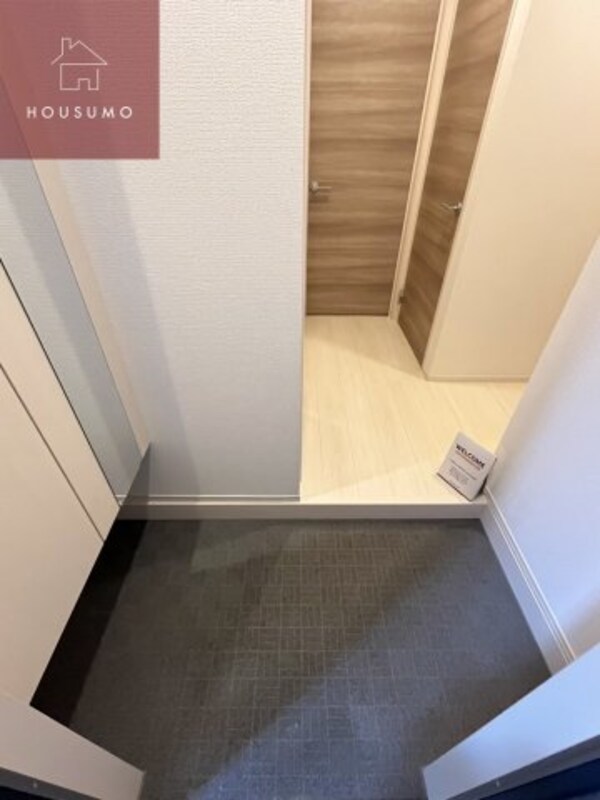 玄関(落ち着いた玄関です)