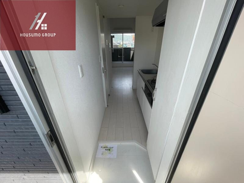 物件内観写真21　(シンプルで使いやすい玄関です)