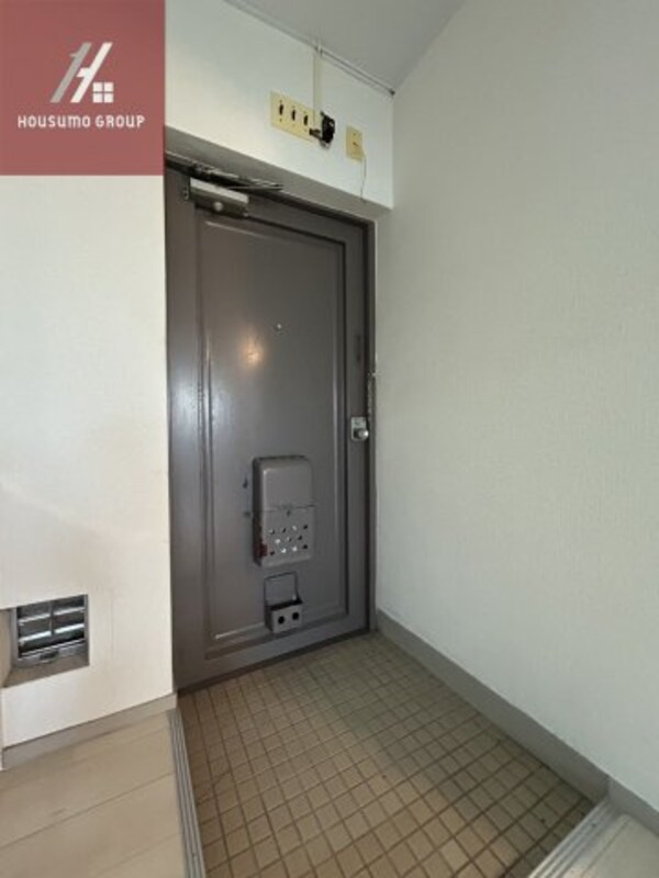 玄関(シンプルで使いやすい玄関です)