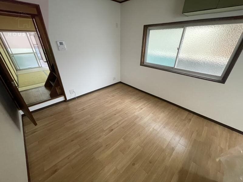 物件内観写真29　(ゆったりとしたリビングです)