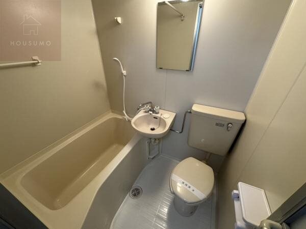 物件内観写真6　(日々の暮らしに欠かせないお風呂です)