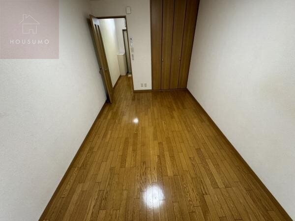 物件内観写真21　(ゆったりとしたリビングです)