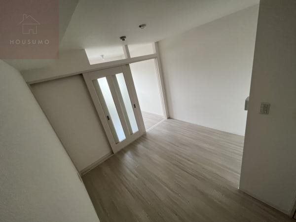 居室(ゆったりとした居間です)