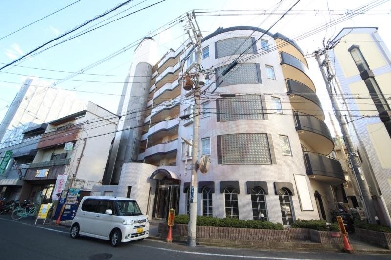 物件外観写真4　(外観もきれいです)