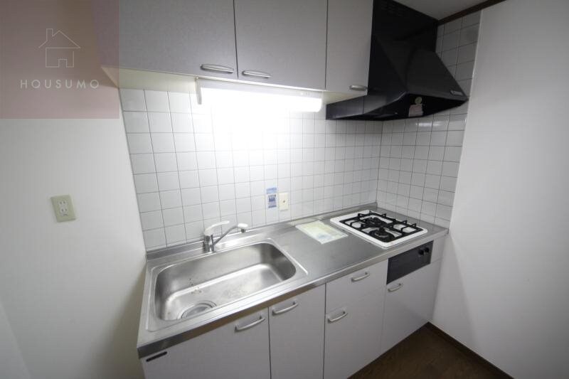 物件内観写真21　(コンパクトなキッチンで掃除もラクラク)